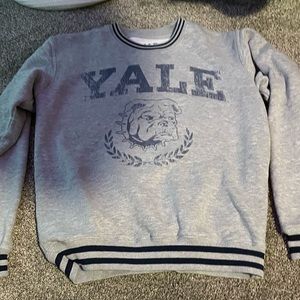 Yale crew neck